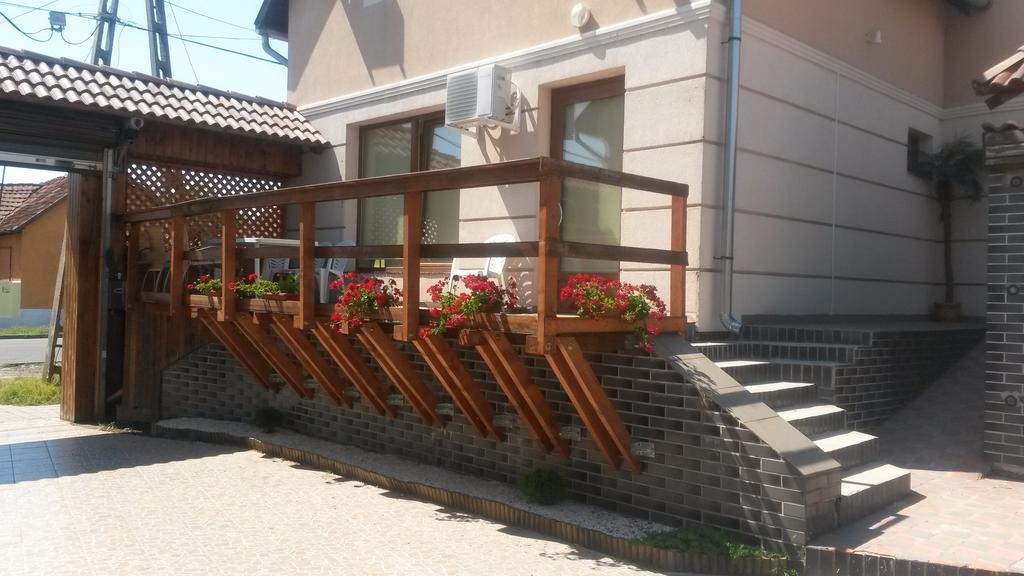 Abszolút Hotel és Panzió Nyírbátor Habitación foto